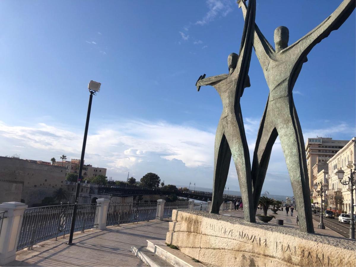 Downtown Lodge Museum Taranto Luaran gambar